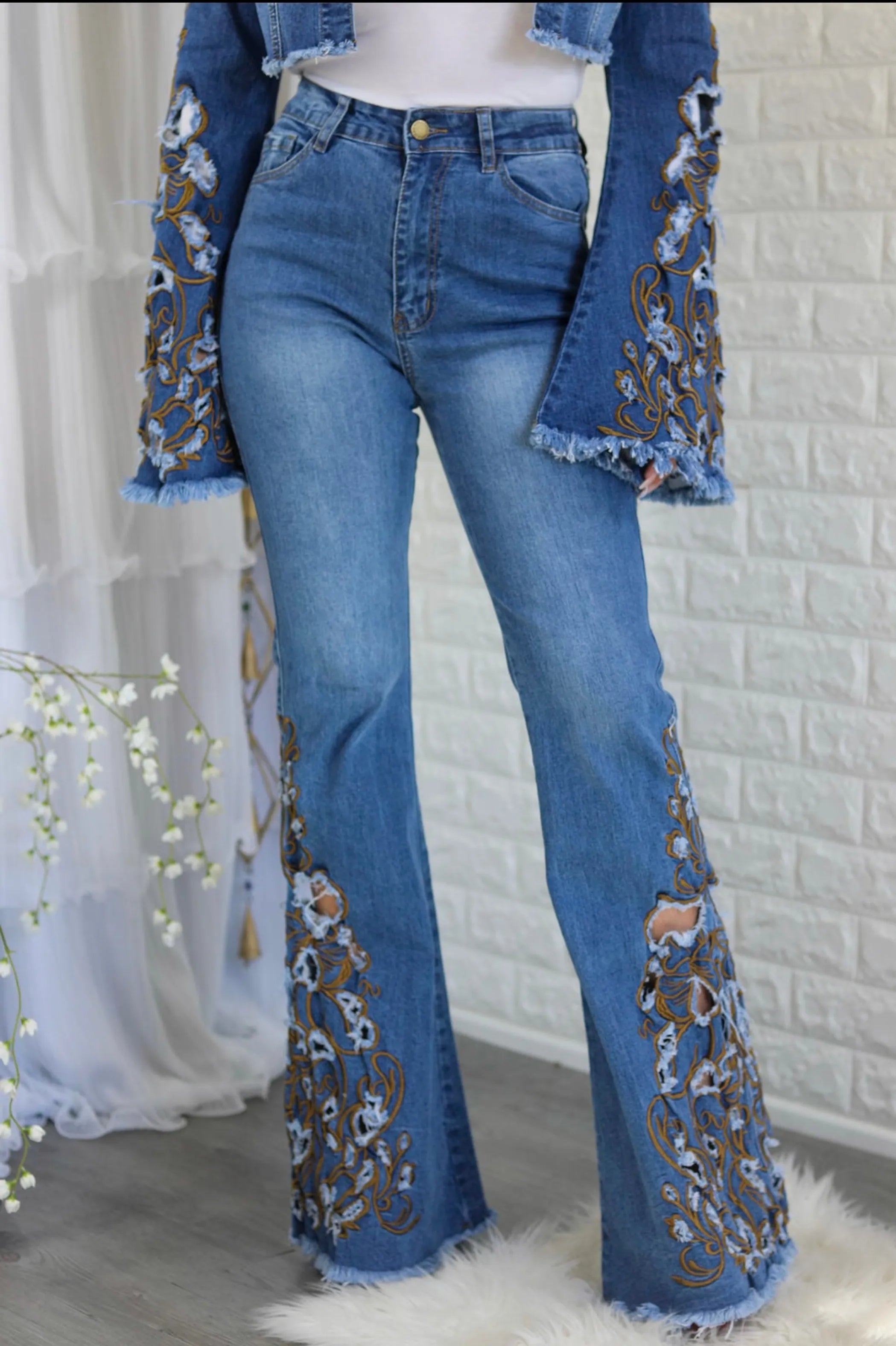 Set The Record Bell Bottom Jeans Dark