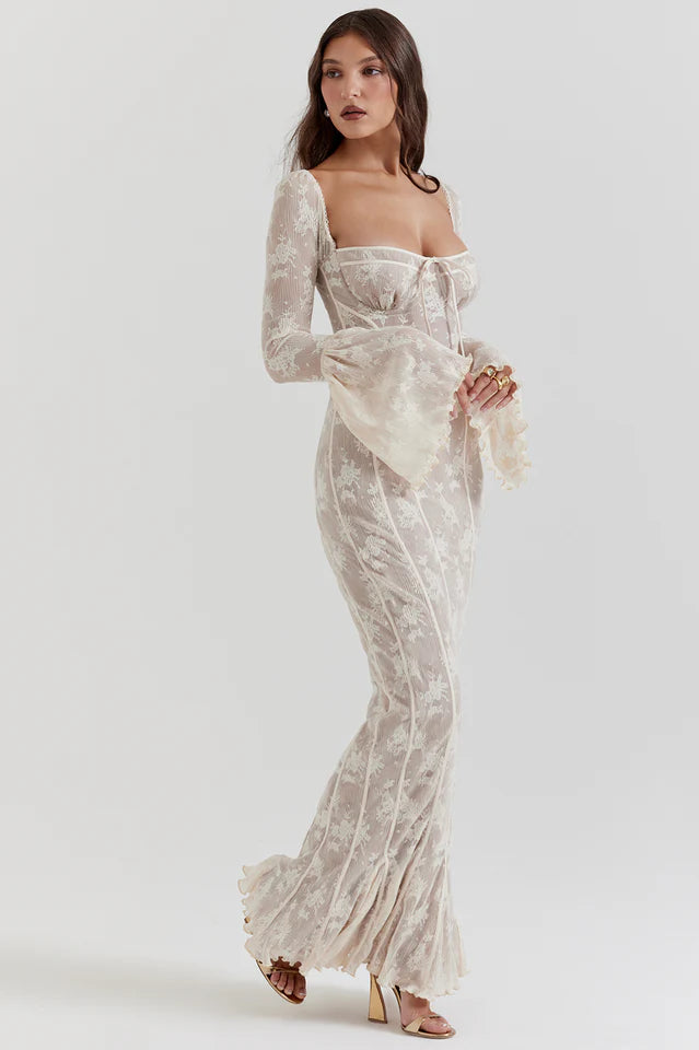 Antoinette-Elegance Lace Maxi Dress